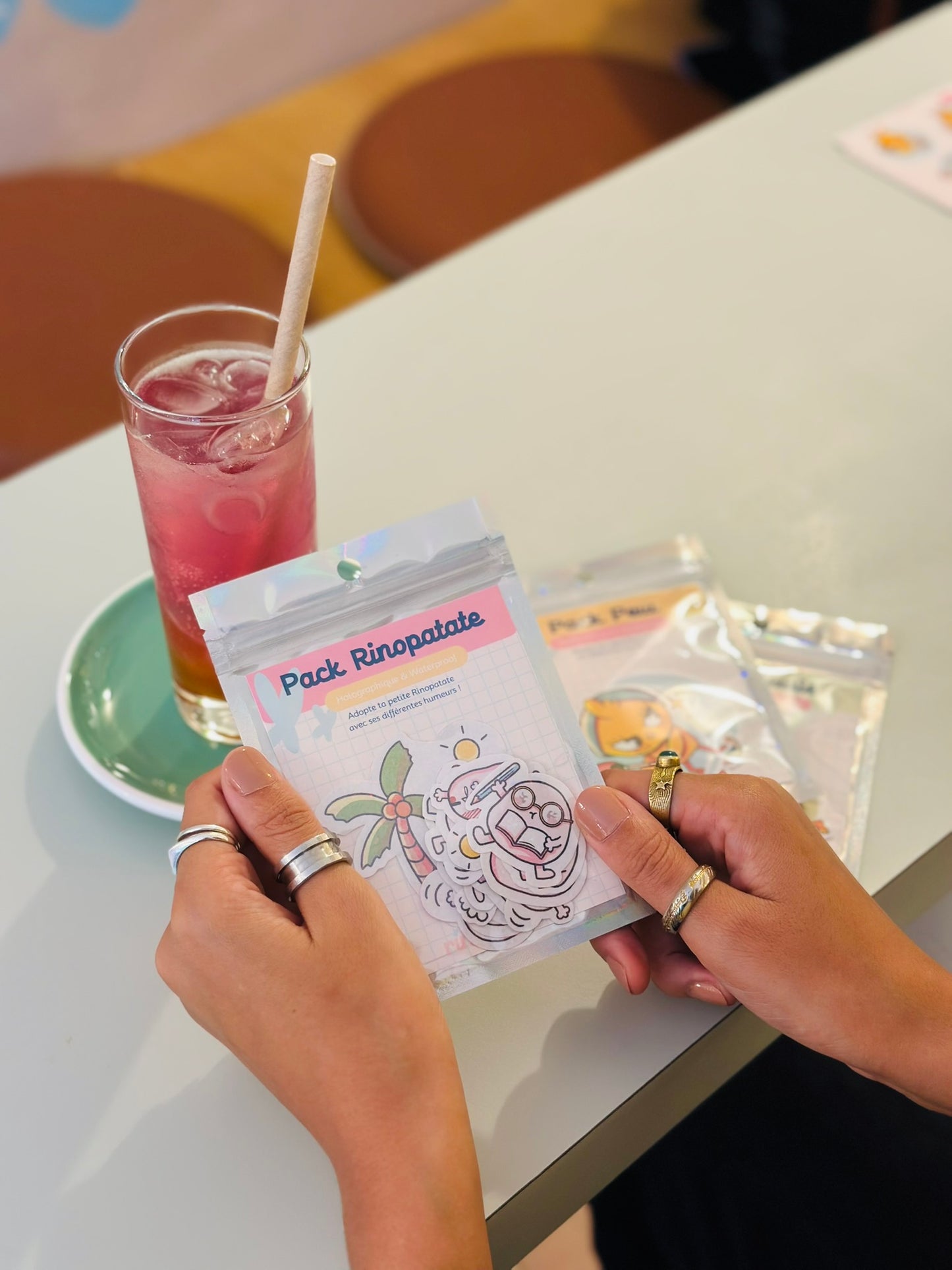 “Rinopatate and her moods” sticker pack – 16 stickers